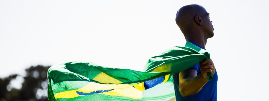 Dia da Independência do Brasil: Homem com bandeira