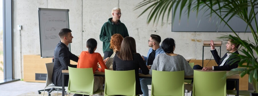 Mudança de administradora de condomínio: reunião de moradores